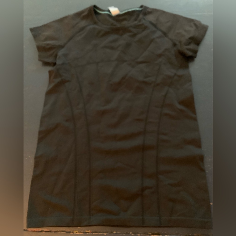 Lululemon Ivivva Black Top